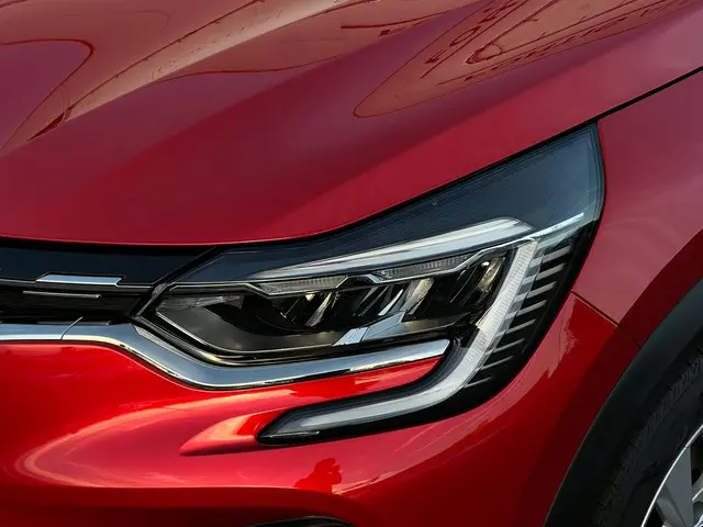 Renault Captur 1.3 TCe 140 EDC Intens 2022 Benzine 22