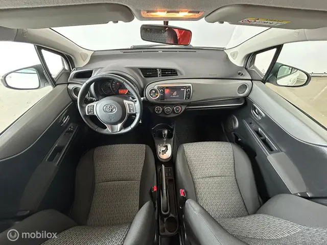 Toyota Yaris 1.3 VVT-i Aspiration 2013 Benzine 5