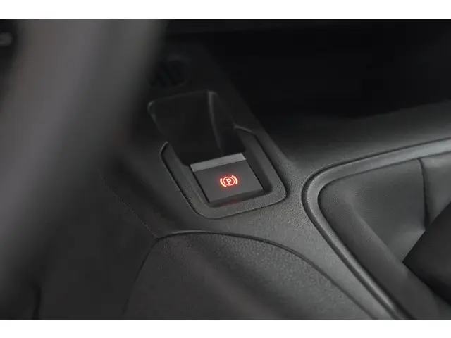 Peugeot Partner 1.5 BlueHDi 100 S&S L1 2024 Diesel 34