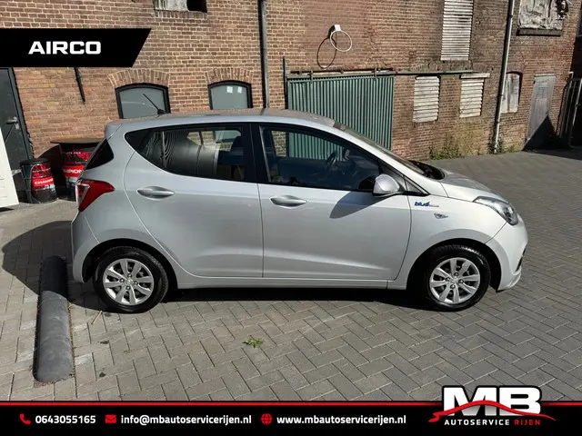 Hyundai i10 1.0i i-Motion Comfort Plus 2014 Benzine 5