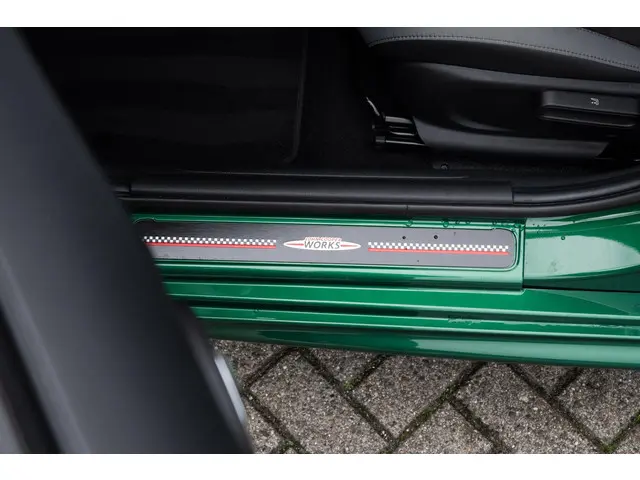 MINI Cooper S 2.0 Resolute Edition 2023 Benzine 47