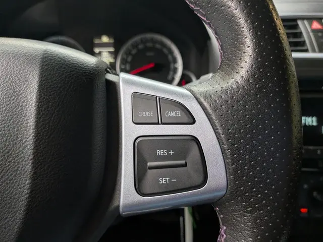 Suzuki Swift 1.2 X-tra Edition | * Carplay 2015 Benzine 15