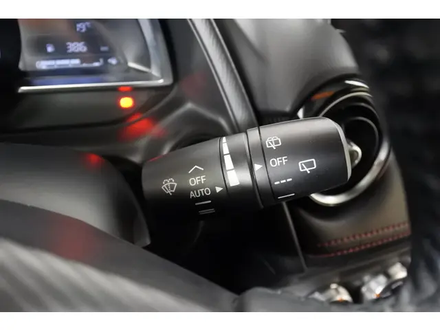 Mazda 2 1.5 115pk 6 bak GT-M 2015 Benzine 20