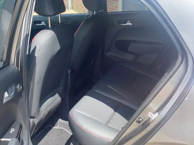 Kia Picanto 1.2 GT-Line 4cilinder 2024 Benzine 19