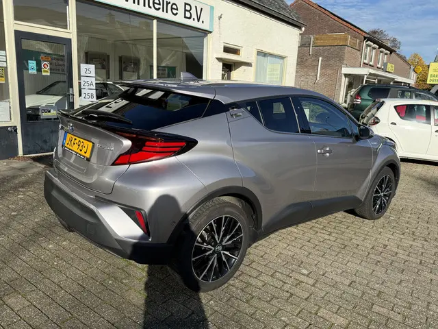 Toyota C-HR 1.8 Hybrid Executive 2020 Hybride Benzine 5