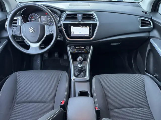 Suzuki S-Cross 1.4 Boosterjet Select 2019 Benzine 24