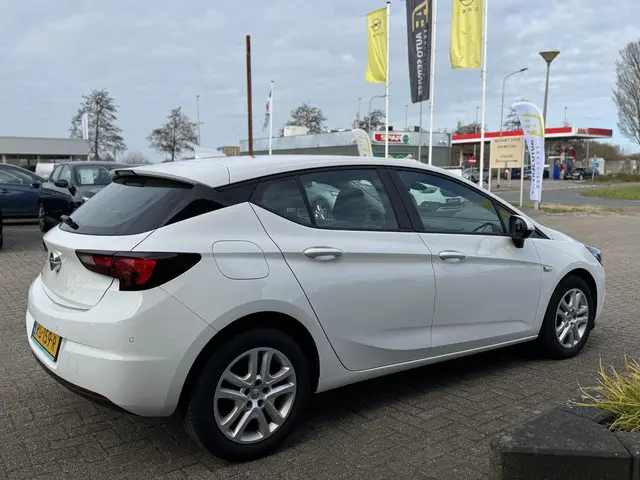 Opel Astra 1.0 Online Turbo Edition 2017 Benzine 4