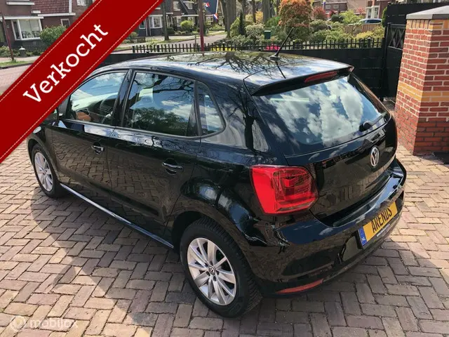 Volkswagen Polo 1.0 6C Facelift Mooie opties!! 2014 Benzine 6