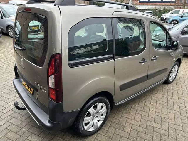 Peugeot Partner Tepee 1.2 PureTech Active 2016 Benzine 5