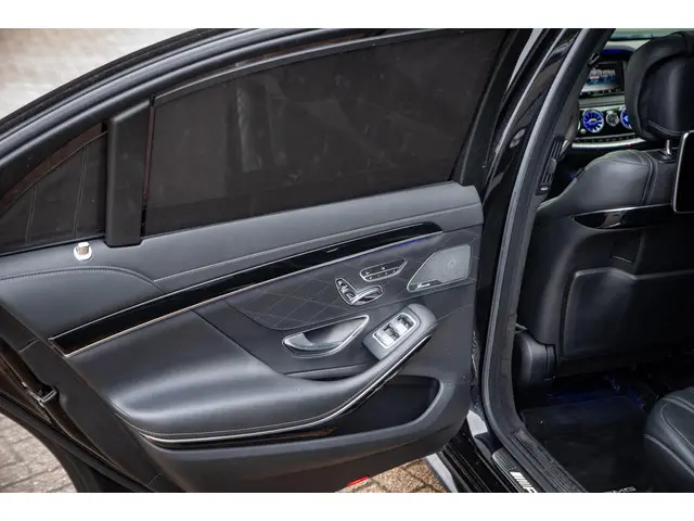 Mercedes-Benz S-Klasse AMG 63 4Matic Lang 2015 Benzine 35