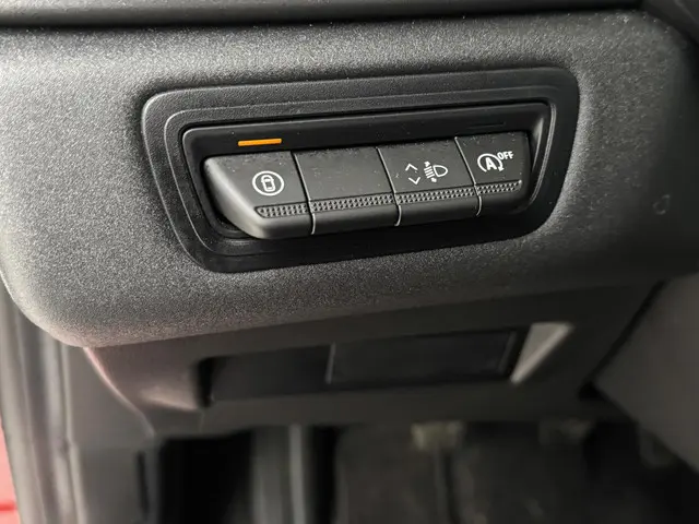 Renault Captur 1.0 TCe 90 techno 2024 Benzine 35