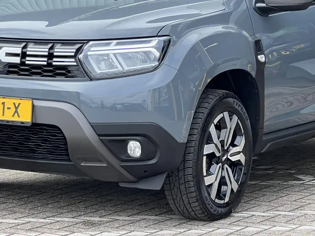 Dacia Duster 1.3 TCe 150 Journey 2023 Benzine 4