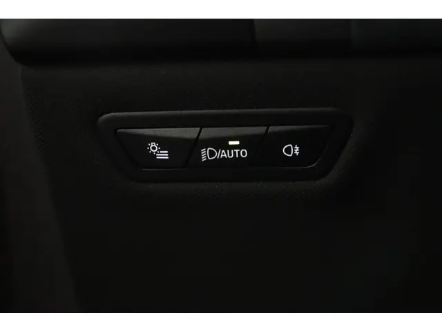 BMW iX xDrive45 2026 Elektrisch 22