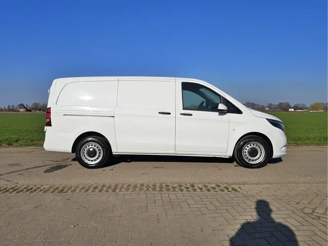 Mercedes-Benz Vito 116 CDI L2 H1 2024 Diesel 8