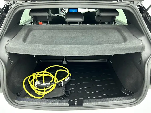 Volkswagen ID.3 Pro Edition 58 kWh 2023 Elektrisch 15
