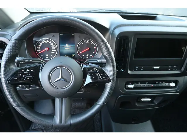 Mercedes-Benz Vito 116 CDI DC L3 Pro 2024 Diesel 15