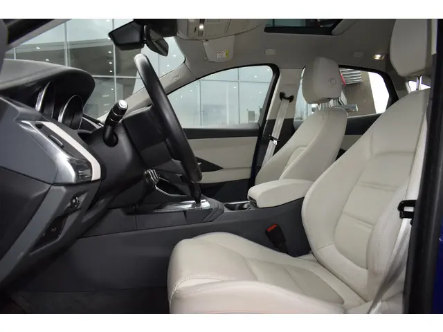 Jaguar E-PACE 2.0 P200 AWD R-Dynamic S 2019 Benzine 10