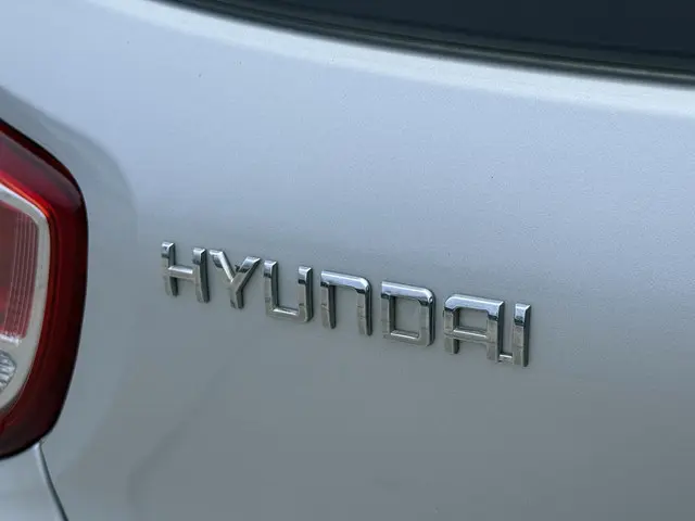 Hyundai i10 1.0i i-Motion 2014 Benzine 24