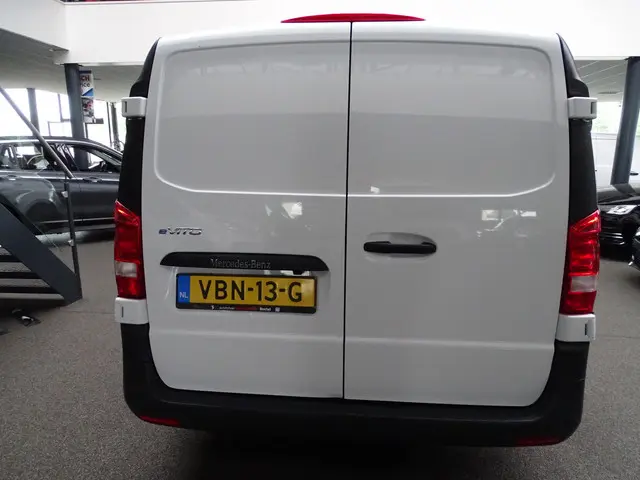 Mercedes-Benz eVito eVito Lang 41 kWh 2019 Elektrisch 7