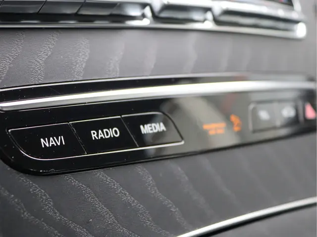 Mercedes-Benz C-Klasse Estate 180 AMG 2020 Benzine 56