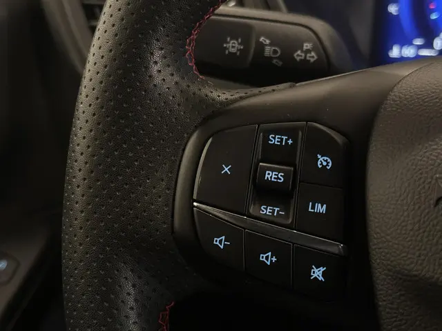 Ford Kuga 2.5 PHEV ST-Line 2023 Hybride Benzine 27