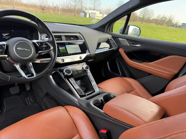 Jaguar I-PACE EV400 HSE 90 kWh 2018 Elektrisch 12