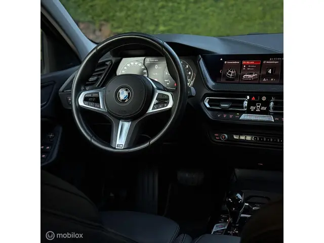 BMW 1 Serie 118i M Sport Edition 2020 Benzine 3
