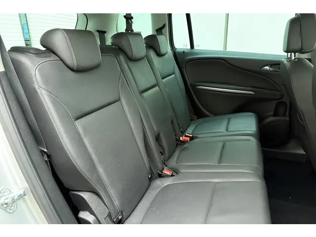 Opel Zafira 1.6 Turbo Blitz 7p. 2019 Benzine 17