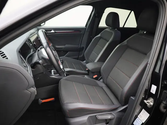 Volkswagen T-Roc 1.5TSI/150PK Sport 2020 Benzine 17