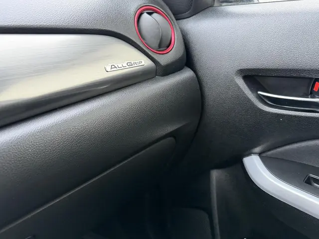 Suzuki Vitara 1.4 S Edition 4x4 Allgrip 2017 Benzine 28