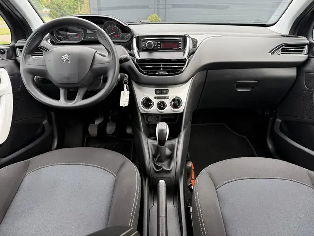 Peugeot 208 1.2 PureTech Like 2018 Benzine 10