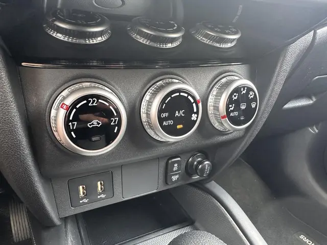 Mitsubishi ASX 2.0 Pure 2020 Benzine 13