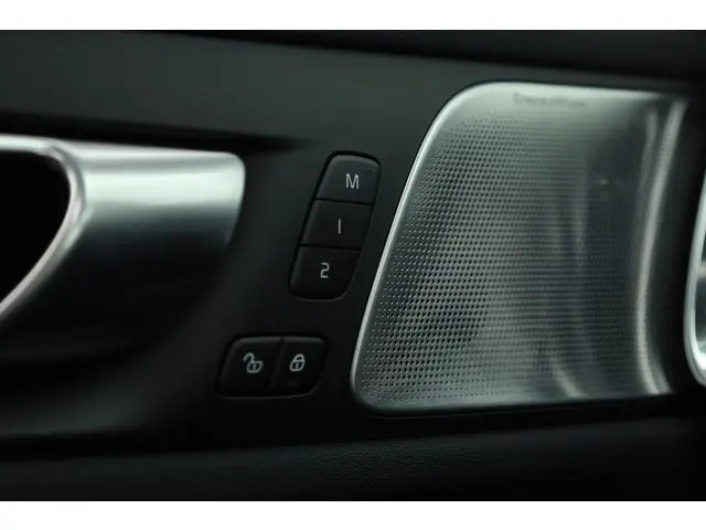 Volvo S60 T8 Polestar Engineered 2024 Hybride Benzine 7