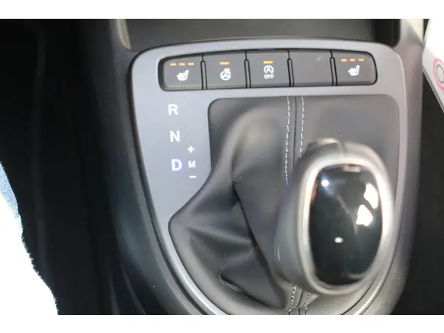 Hyundai i10 1.0 Premium 2025 Benzine 27