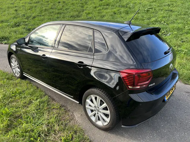 Volkswagen Polo 1.0 TSI R Line 2018 Benzine 13