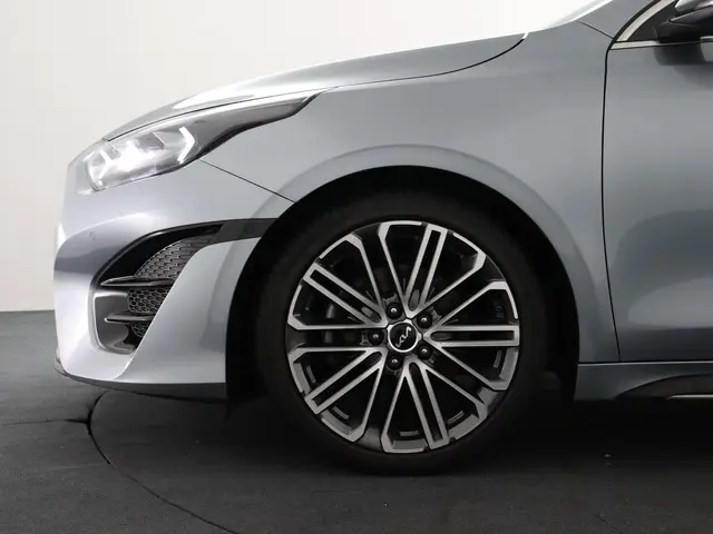 Kia ProCeed 1.5 T-GDi GT-PlusLine 2022 Benzine 32