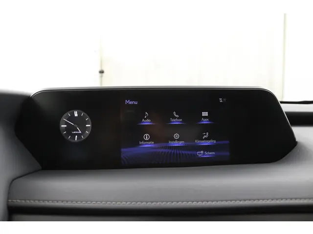 Lexus UX 250h Preference Line 2021 Hybride Benzine 13