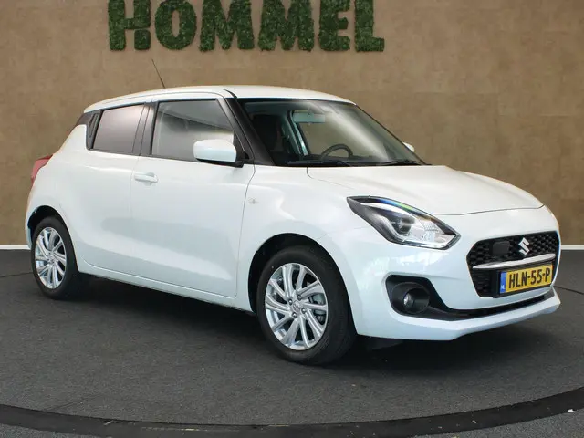 Suzuki Swift 1.2 Select Smart Hybrid 2024 Benzine 12