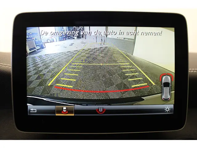 Mercedes-Benz A-Klasse 160 2017 Benzine 4