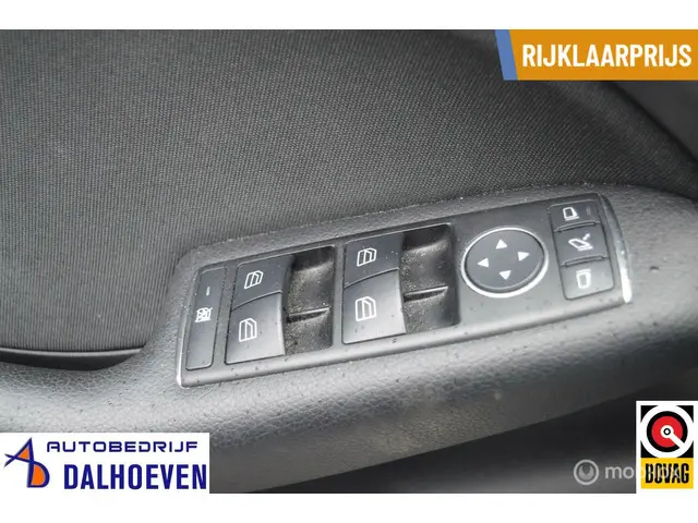Mercedes-Benz B-Klasse 200 Ambition 2012 Benzine 29