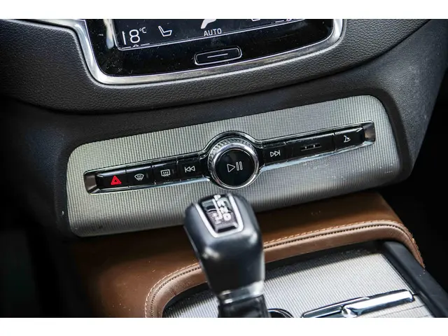 Volvo XC90 2.0 T5 AWD Inscription 2018 Benzine 27