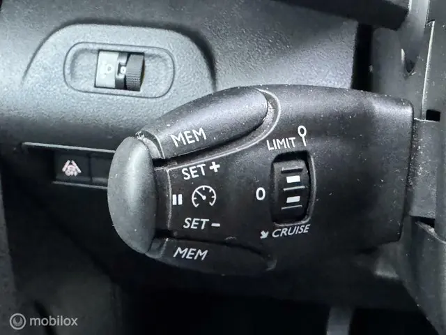 Citroën Berlingo combi 1.2 PureTech Live 2020 Benzine 17