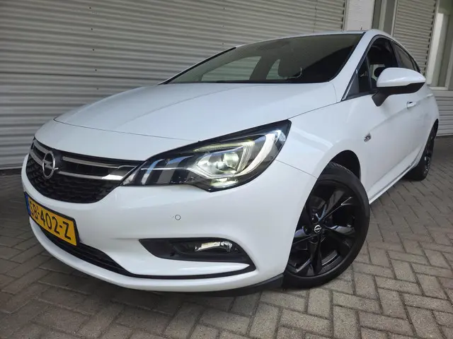 Opel Astra 1.4 Innovation 2018 Benzine 14