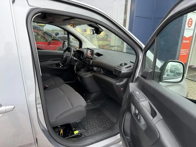 Citroën ë-Berlingo 136 PK L1 | Automaat | 2025 Elektrisch 34