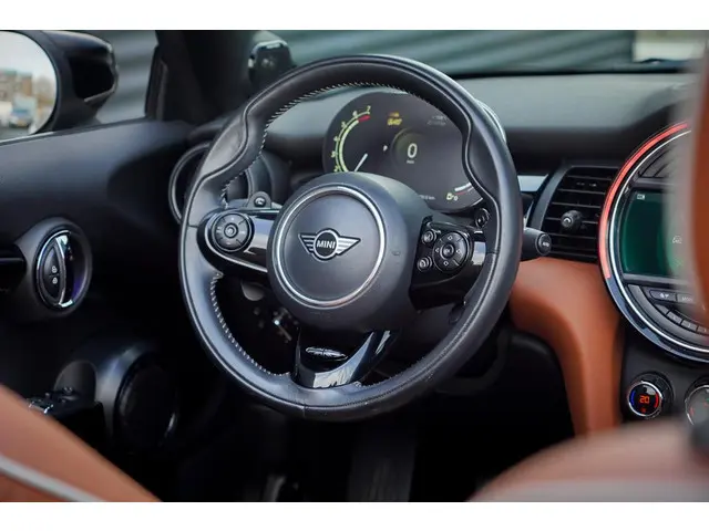 MINI Cooper S Cabrio Mini 2.0 Hammersmith 2021 Benzine 30