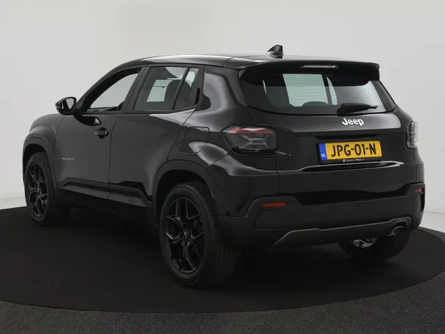 Jeep Avenger 1.2 Altitude 2024 Benzine 8