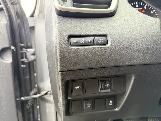 Nissan QASHQAI 1.2 N-Connecta 2017 Benzine 24