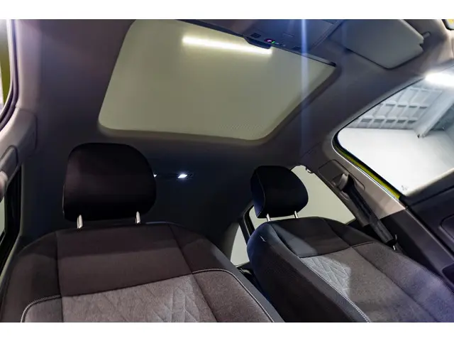 Volkswagen Taigo 1.0 TSI Life Edition 2024 Benzine 13