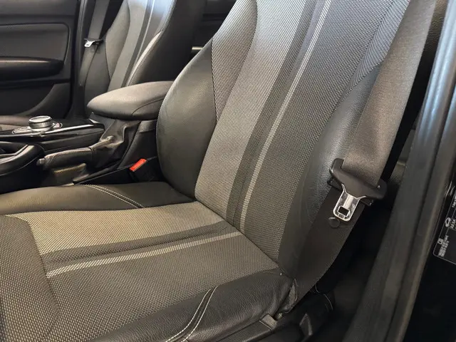 BMW 1 Serie 116i 2019 Benzine 23