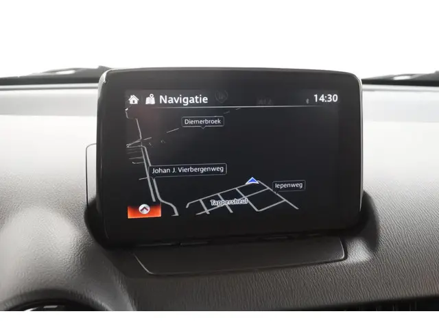 Mazda 2 1.5 90pk Sports-line 2017 Benzine 24